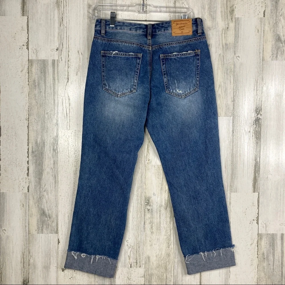 Stradivarius Distressed Crop Girlfriend Jeans Sz 4 - Picture 8 of 9
